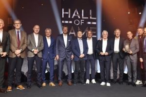 拉姆致小猪：你是风雨中的磐石，你是一名让德国人永远铭记的球员