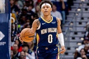 对阵绿军！费尔斯：我们会带着不服输劲头出战 一定要拿下首胜