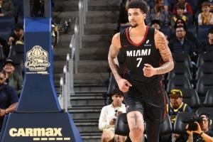 鲍威尔:我会一直督促韦尔激发他的潜力 激励他实现巅峰水平