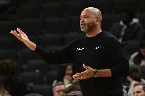 博彩网站预测最佳教练概率:比克斯塔夫22%第1 米奇第2 雷迪克第3